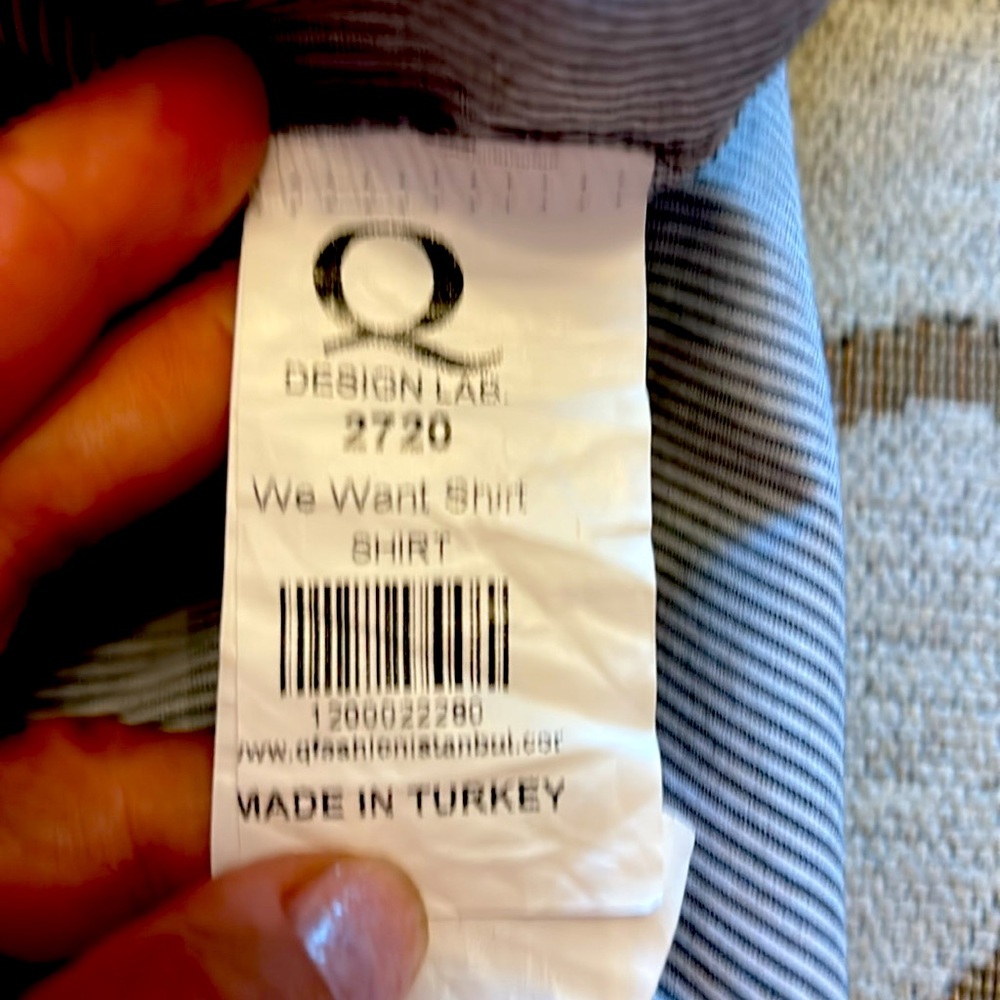 Design Lab blouse - Picture 5 of 5